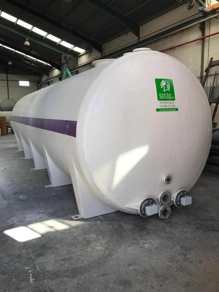 Depósito PRFV de 30 m³ para almacenamiento de productos químicos